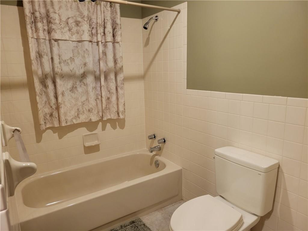 6643 Larsen Lane — photo 29
