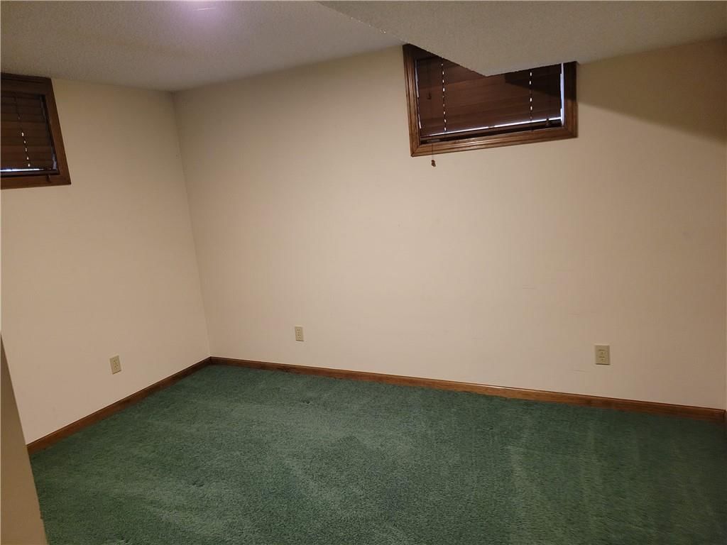 6643 Larsen Lane — photo 36