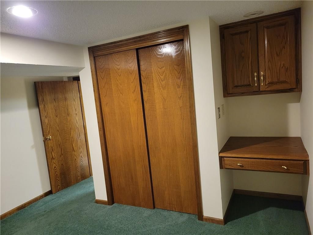 6643 Larsen Lane — photo 38