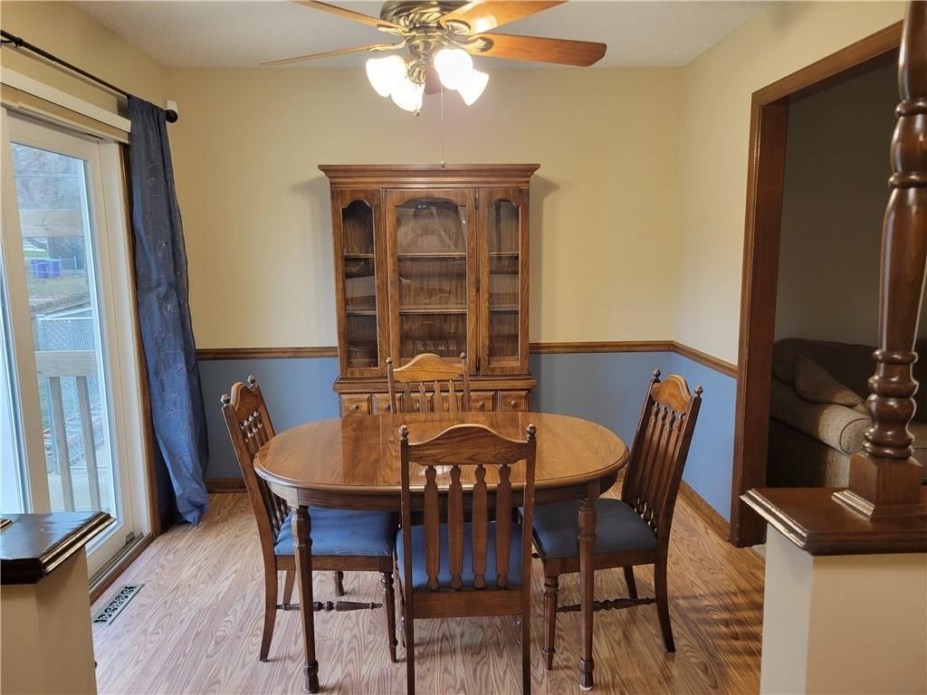 6643 Larsen Lane — photo 8