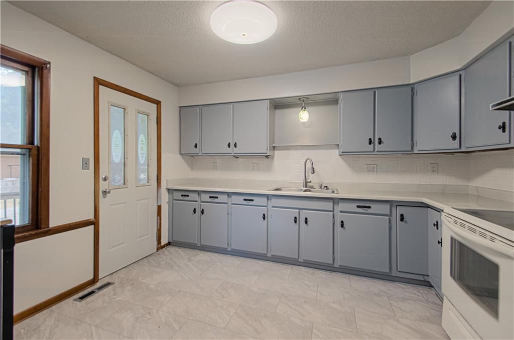 5018 NW MERRIMAC Avenue — photo 14