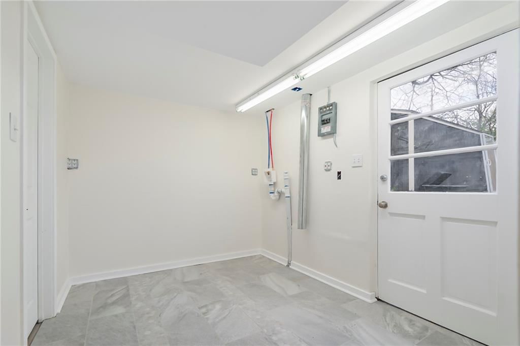 904 Highland Drive — photo 31