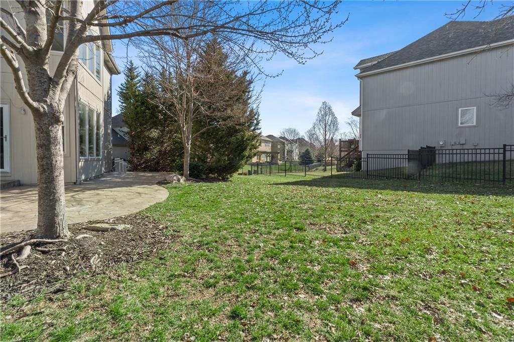 13205 High Drive — photo 36