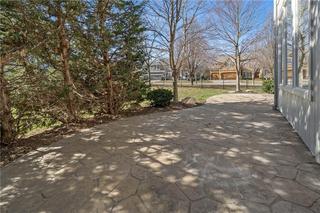 13205 High Drive — photo 39