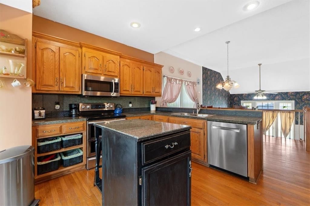 4205 N 126TH Street — photo 8