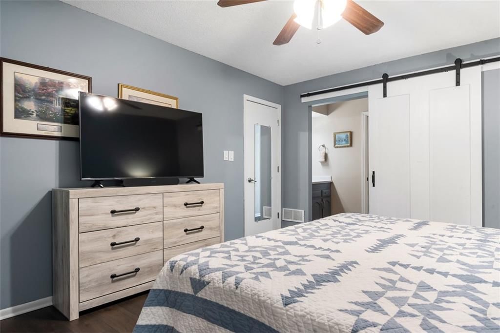 10920 W 96th Place — photo 18