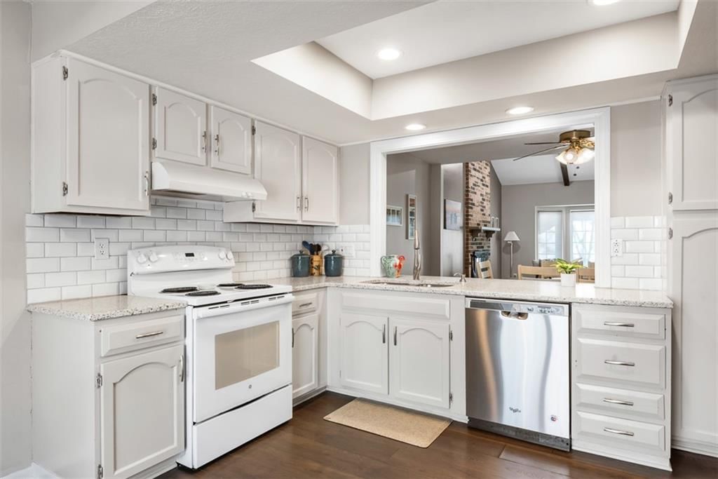 10920 W 96th Place — photo 10