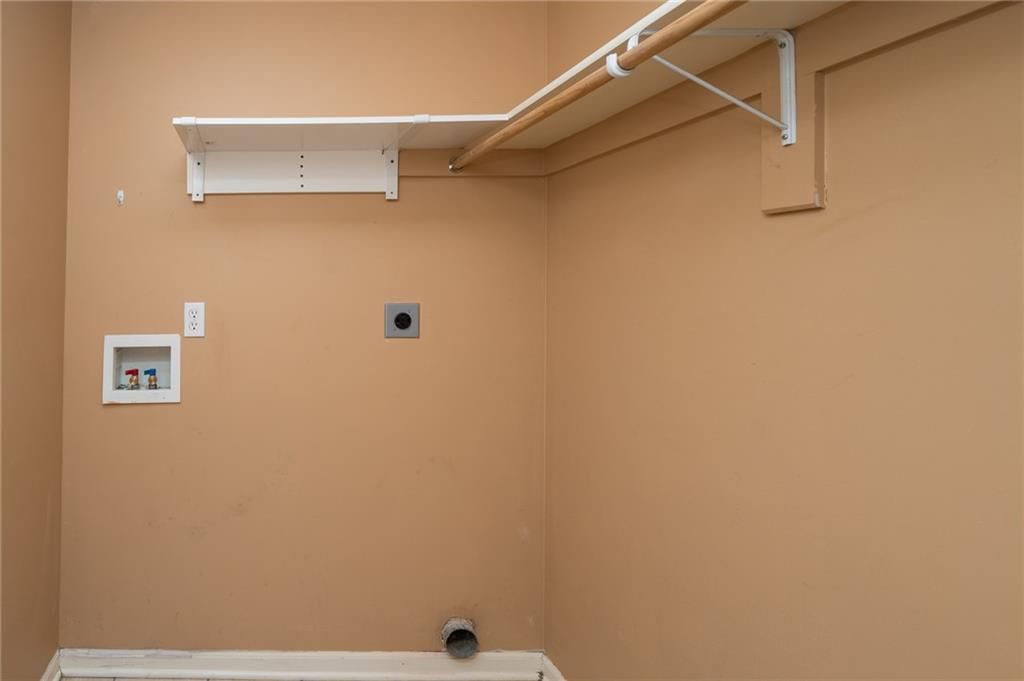 1075 Firetree Avenue — photo 31