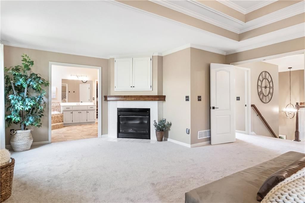 7606 W 145th Terrace — photo 23