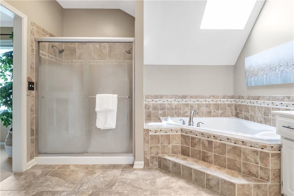 7606 W 145th Terrace — photo 24