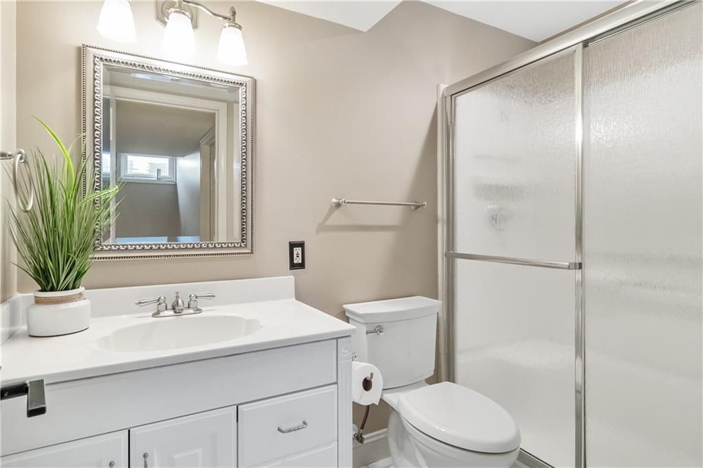 7606 W 145th Terrace — photo 35