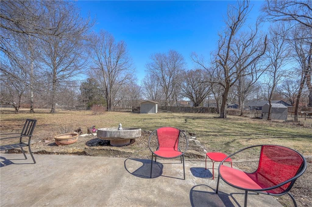11619 Campbell Street — photo 26