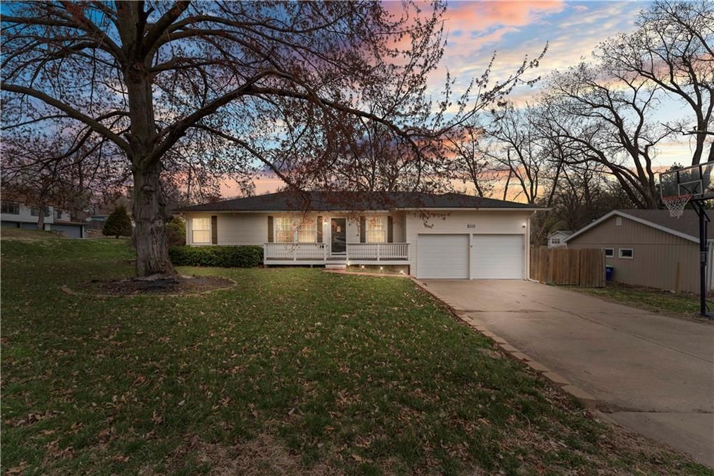 8501 Walmer Street, Overland Park, KS