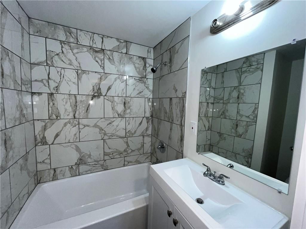 814 S Woodbury Street — photo 14