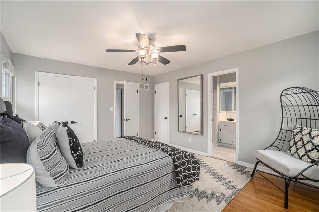 312 E 117th Terrace — photo 17