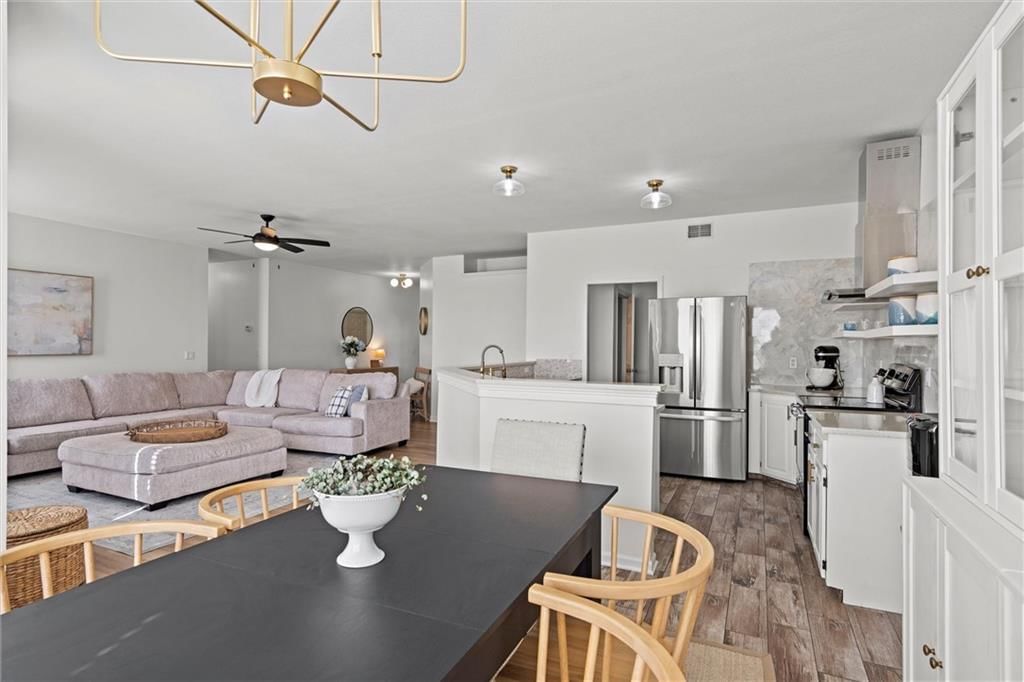 888 E Cheyenne Street — photo 14
