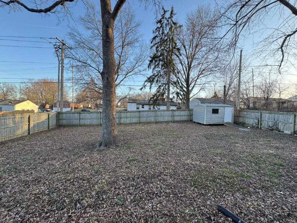 106 N Peck Drive — photo 5