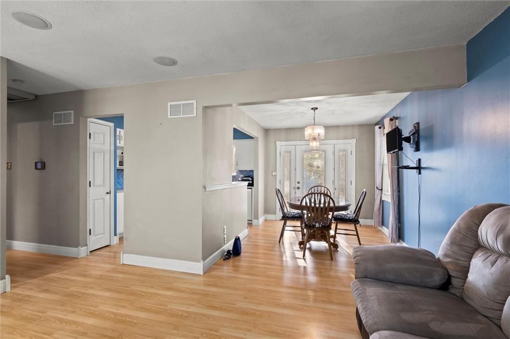 1208 NW Somerset Court — photo 17