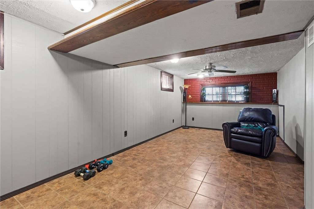 1208 NW Somerset Court — photo 20