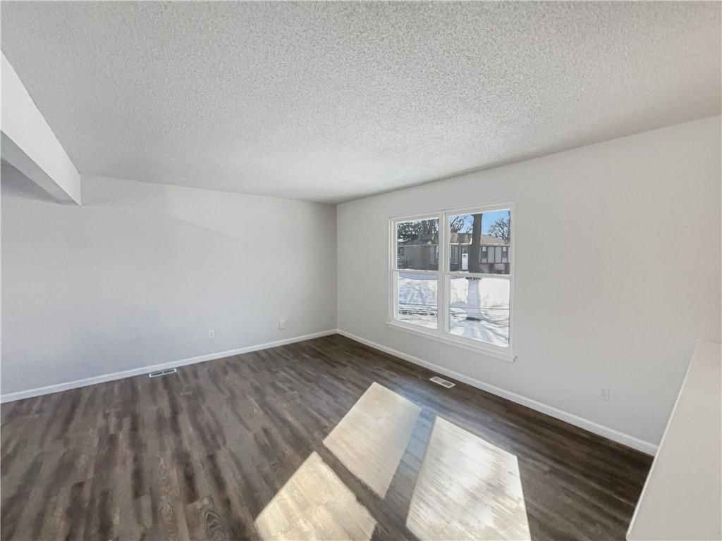 2600 5th Street Court — photo 3