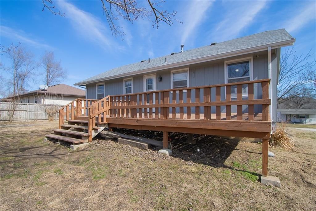 118 NE 991 Street — photo 31