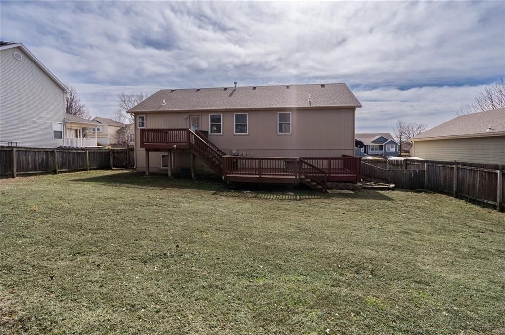 1116 W 13th Lane — photo 30