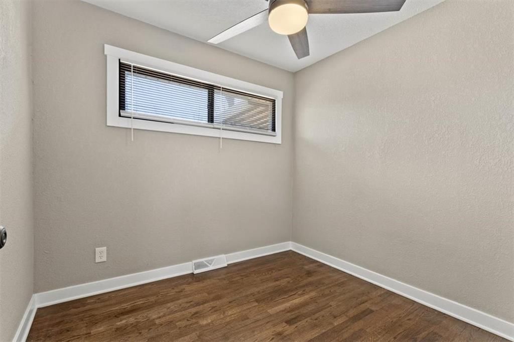 8724 Longview Court — photo 11