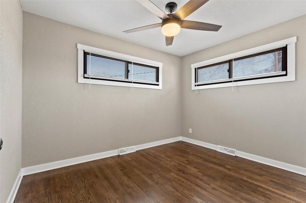 8724 Longview Court — photo 13