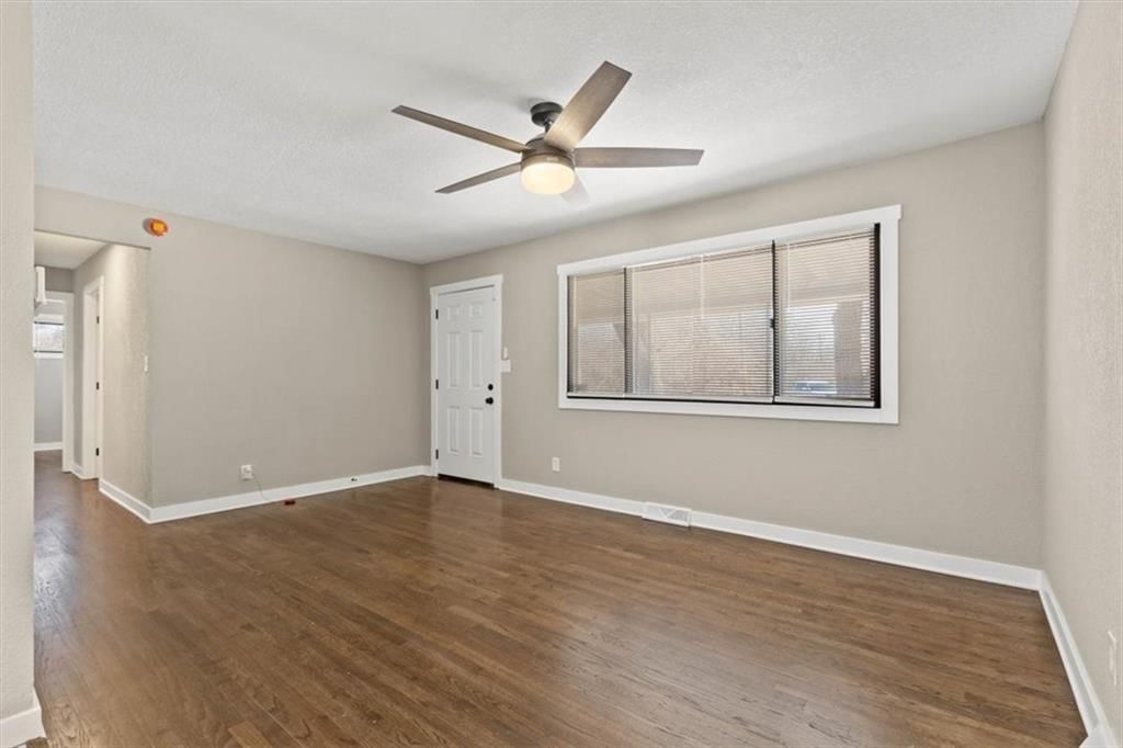 8724 Longview Court — photo 6