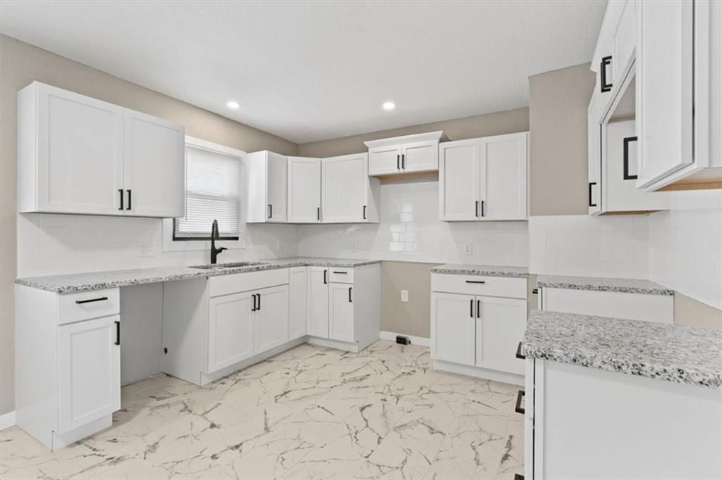 8724 Longview Court — photo 9