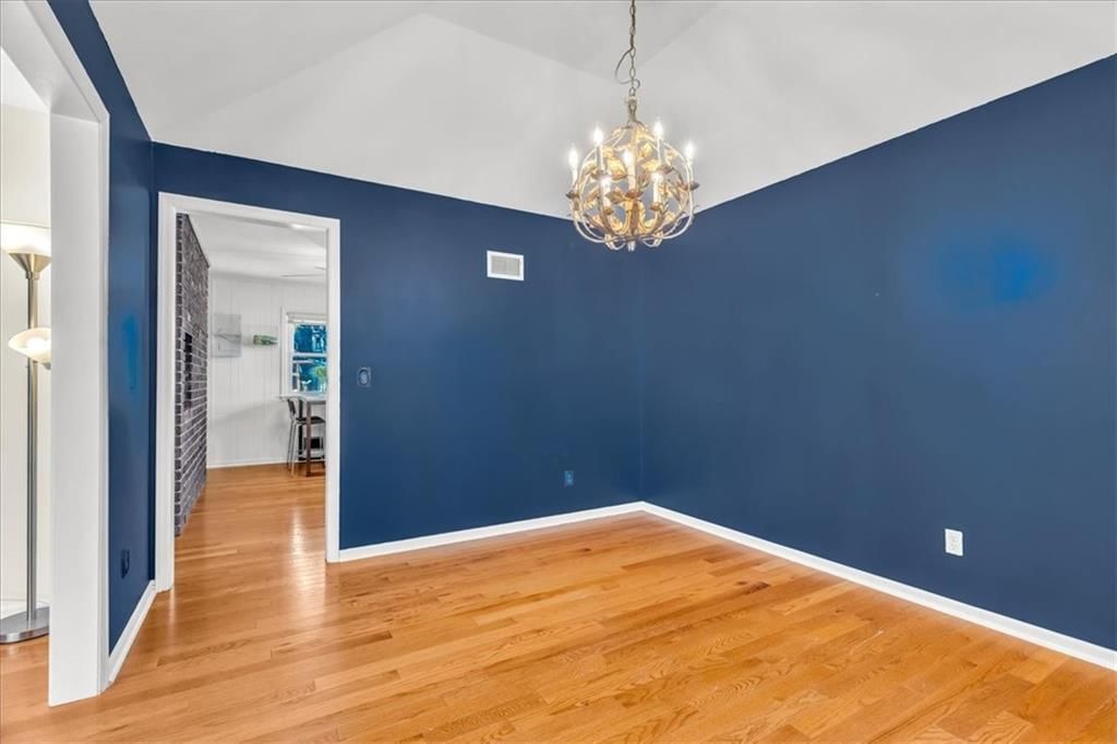 9722 Woodland Lane — photo 7