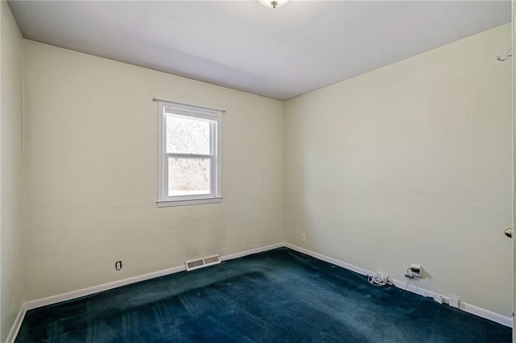 7106 N Highland Avenue — photo 16
