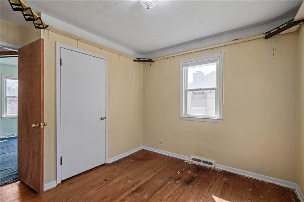 7106 N Highland Avenue — photo 20