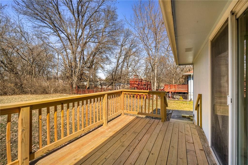 7106 N Highland Avenue — photo 29