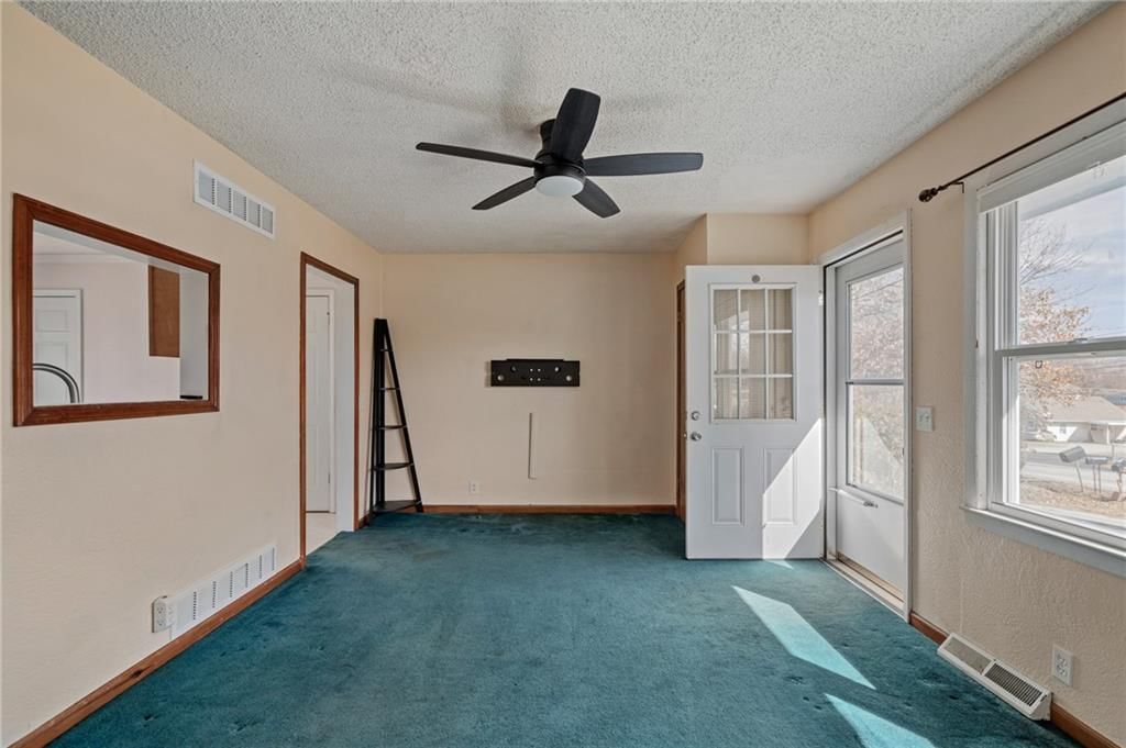 7106 N Highland Avenue — photo 7
