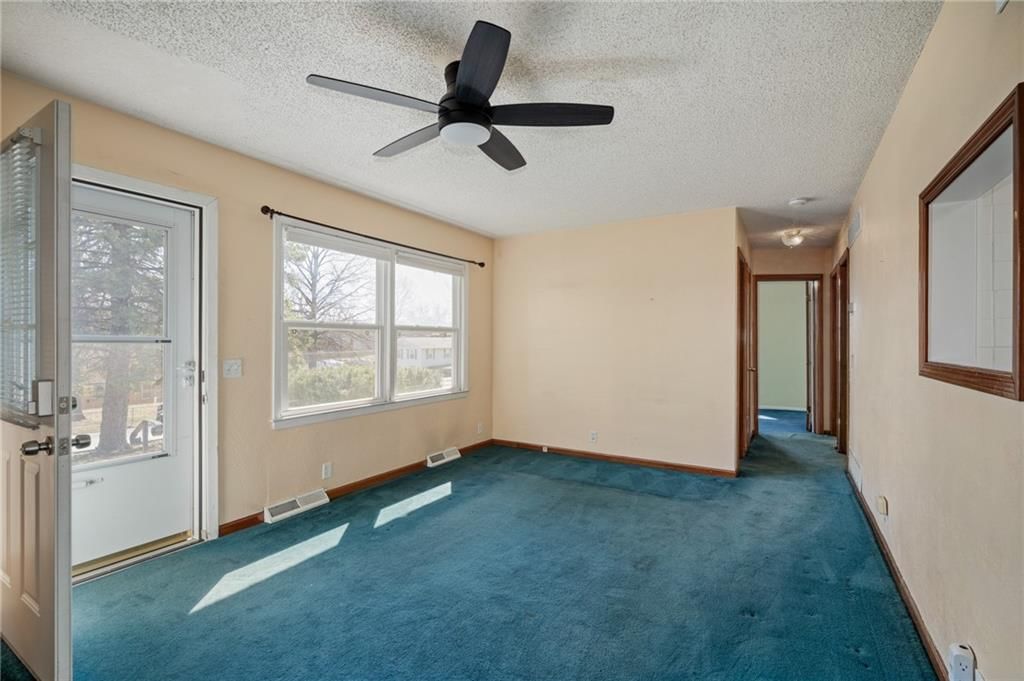 7106 N Highland Avenue — photo 8