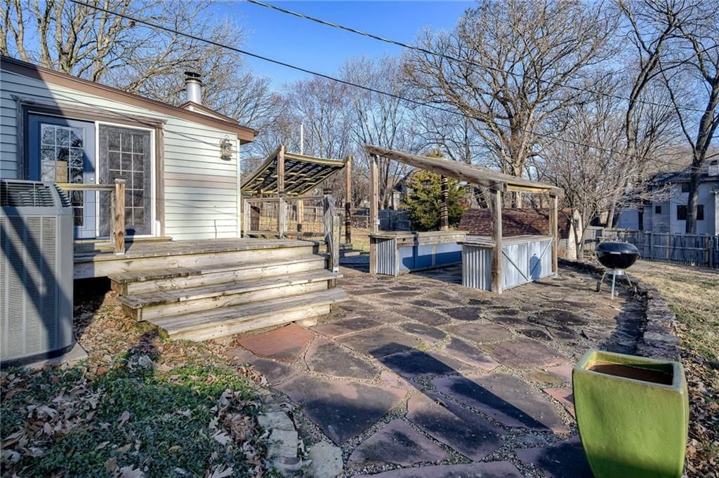 4518 NE 56th Street — photo 24