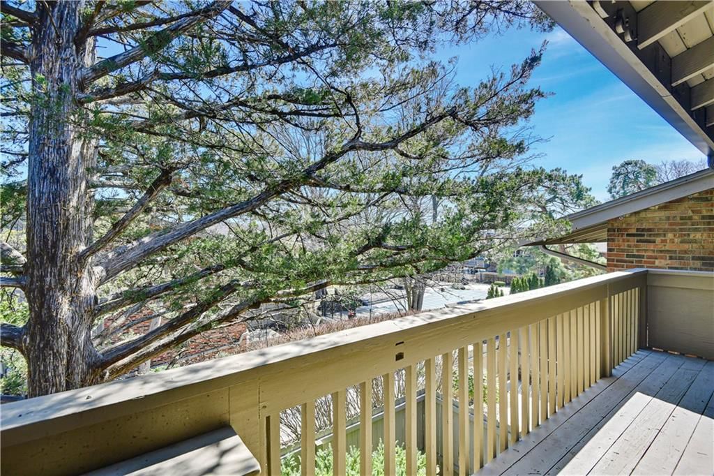 8716 Metcalf Avenue — photo 13