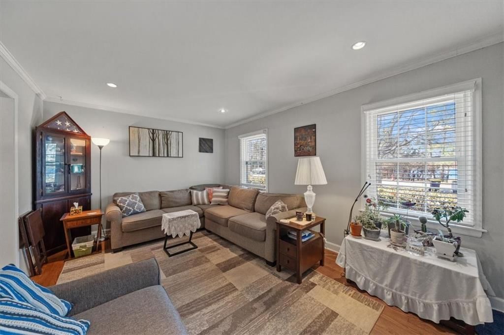 7521 Wyandotte Street — photo 4