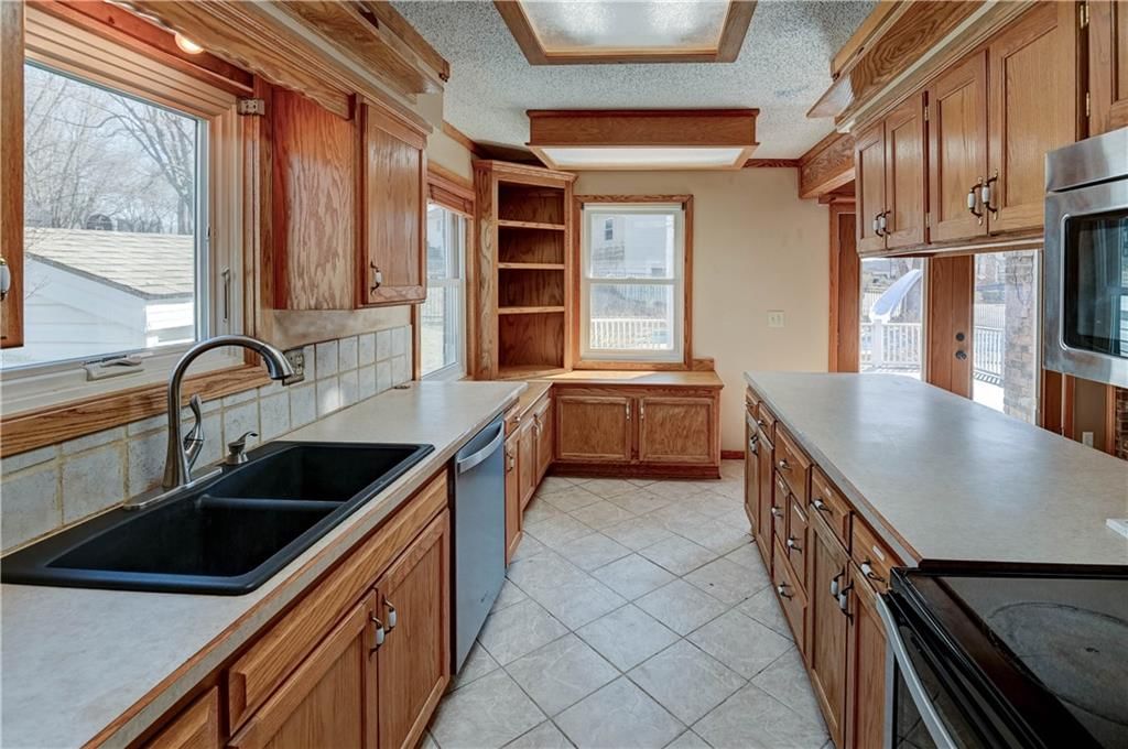 900 NW Oxford Drive — photo 14