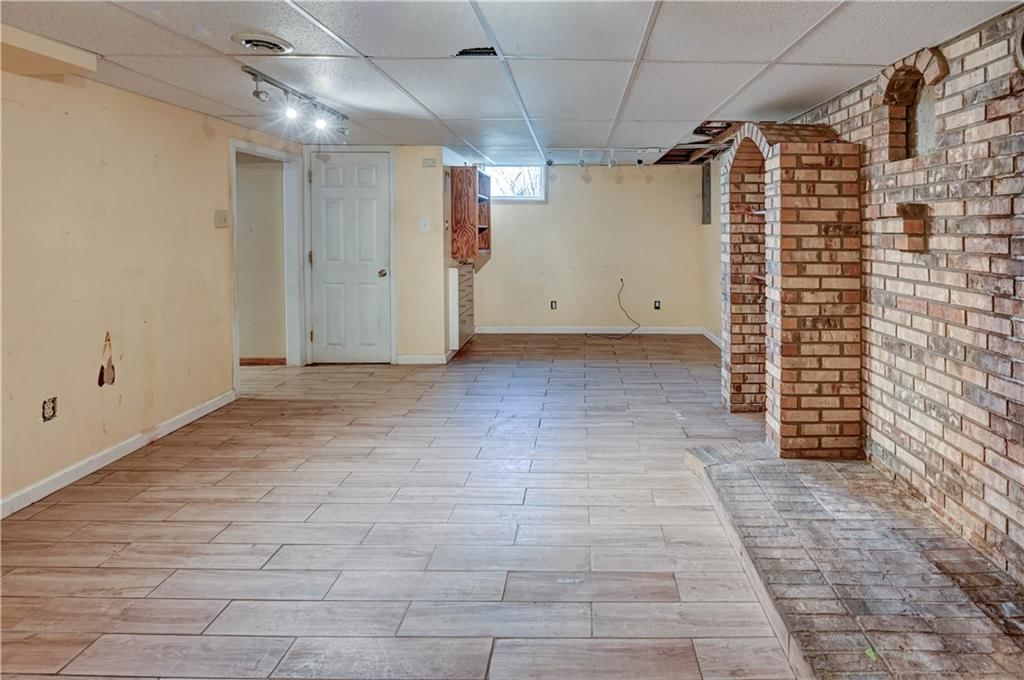 900 NW Oxford Drive — photo 26