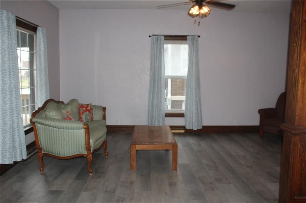 208 Jackson Street — photo 17