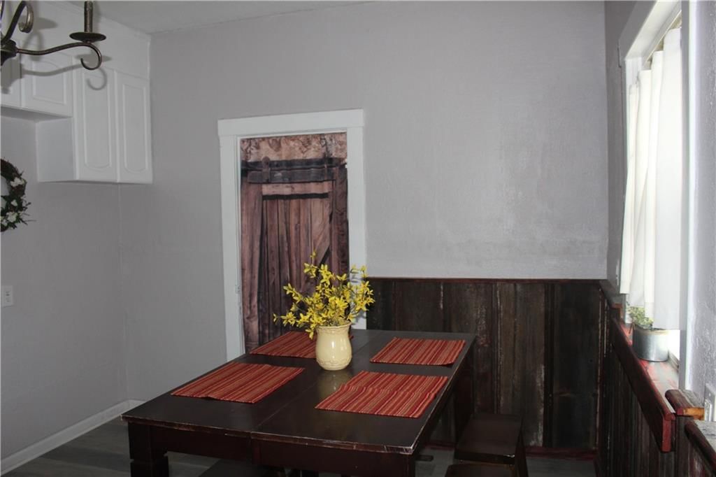 208 Jackson Street — photo 35