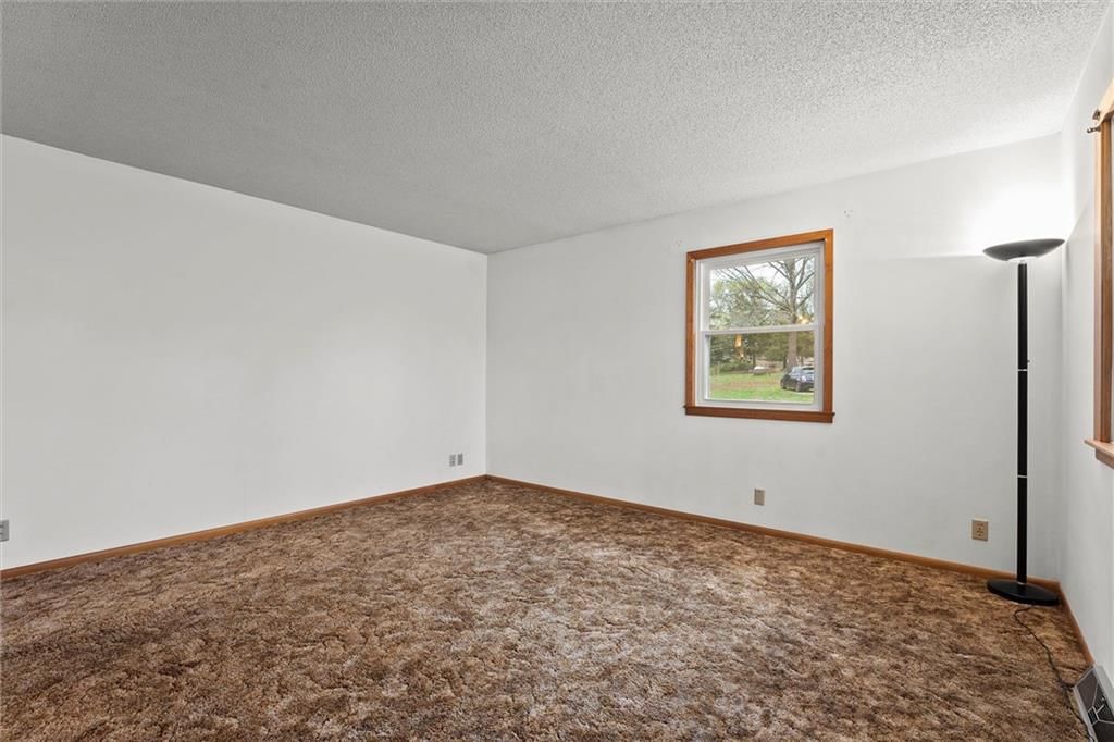 1009 Mount Calvary Road — photo 4