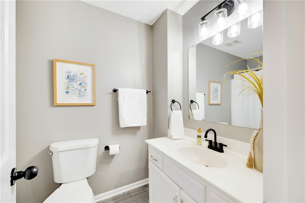 2111 N Colony Lane — photo 15