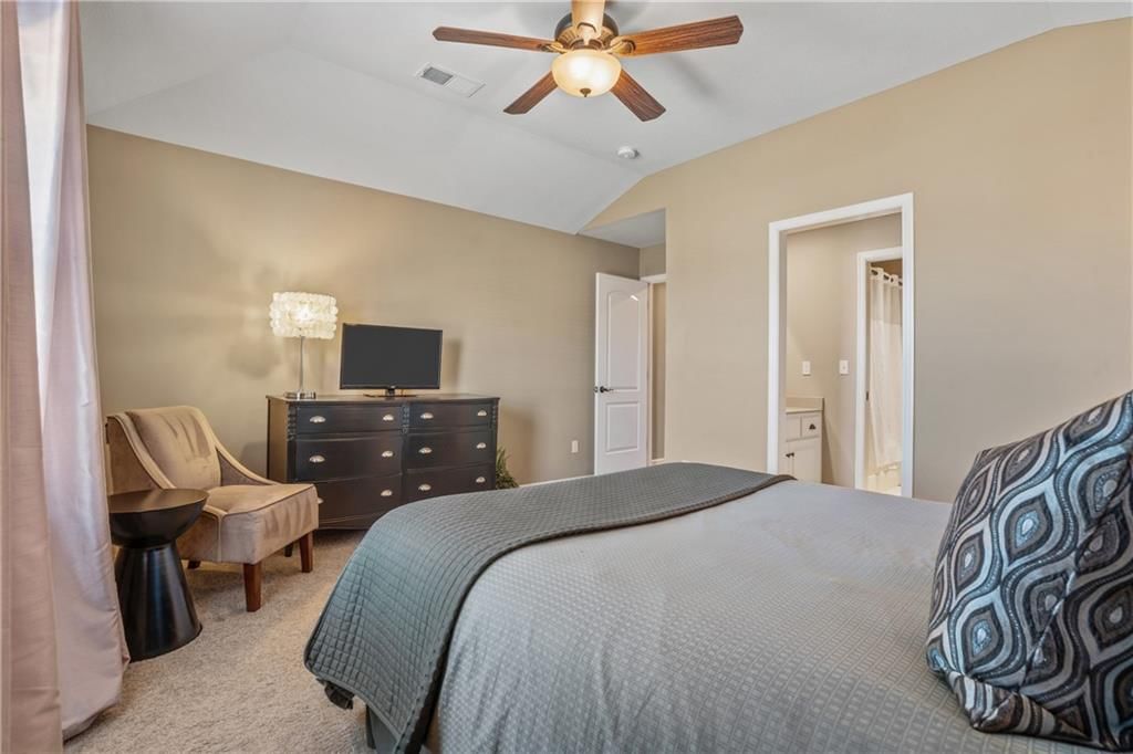8400 W 166th Street — photo 33