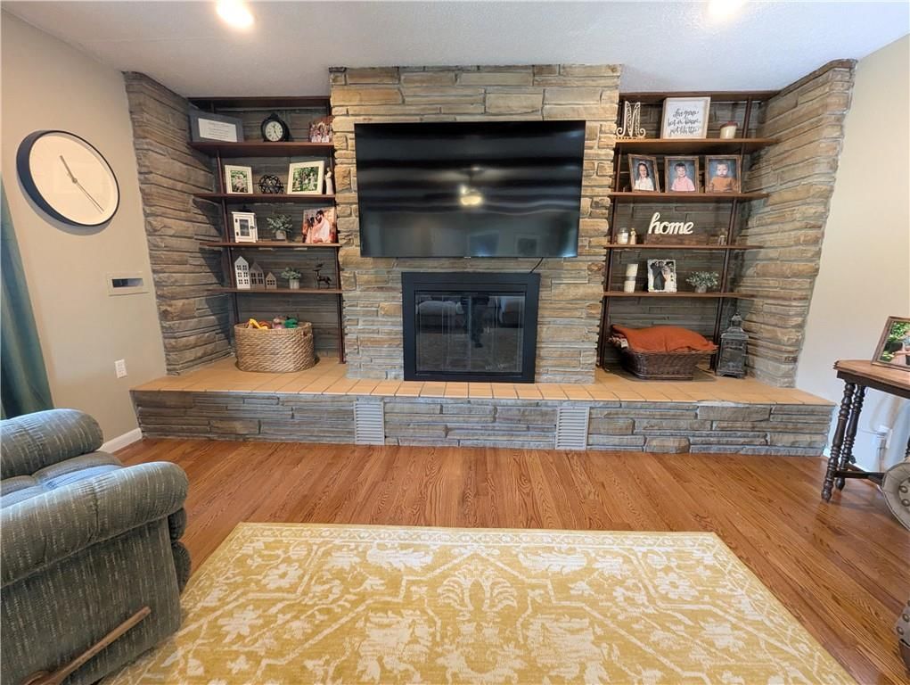711 W South Street — photo 14
