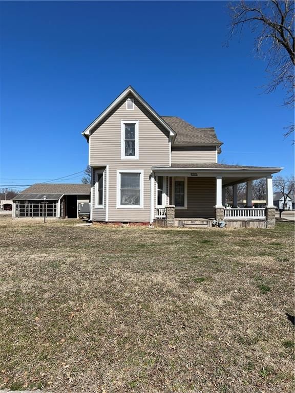 2501 Broadway Avenue — photo 2