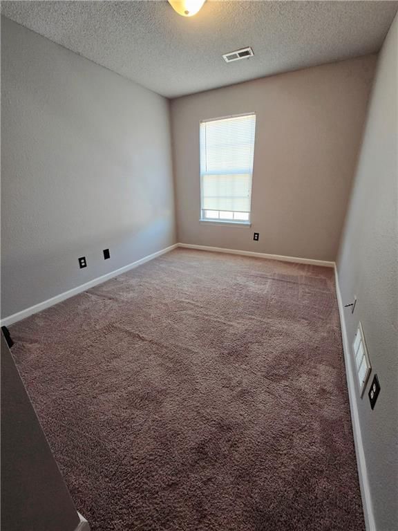 4624 Willow Avenue — photo 13