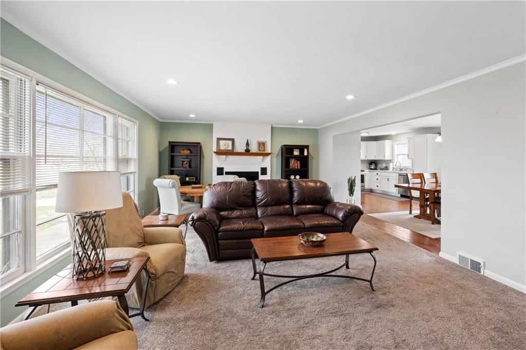 810 S Chestnut Street — photo 9